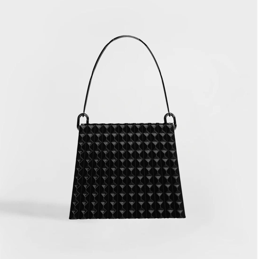 Prism in Black